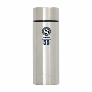 サッカーボールのイラストと名前入りポケトルボトルをオリジナルでプリント 運動系部活のテンプレート