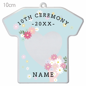 花柄とハート型フレームのTシャツ型キーホルダーをオリジナルでプリント 二分の一成人式のテンプレート