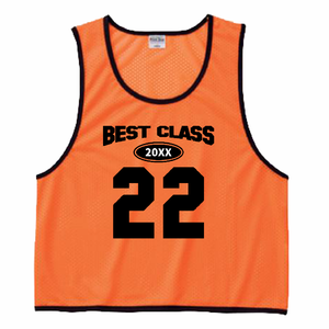 カジュアルなロゴが映えるクラスTシャツビブスをオリジナルでプリント クラスTシャツのテンプレート