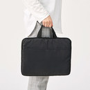 持ち運びに便利なパソコンバッグ