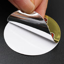 裏面の台紙部分は白色になっています