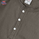 ヘンリーネックがこなれ感を演出！