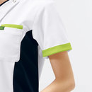 日勤・夜勤の区別もできる折り返し袖デザイン