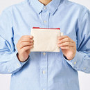 バッグの中でもかさばらないフラットタイプ