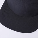 浅めのクラウンでストリートからアウトドアまで幅広いスタイルに対応します