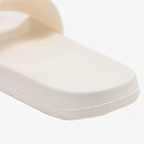 軽くて適度なクッション性があるEVA素材を使用しています