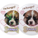 きらきら輝くハートホログラム缶バッジ（左：ハートホログラム缶バッジ　右：通常の缶バッジ）