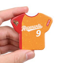 6.4&times;5.6cmで存在感抜群なサイズです