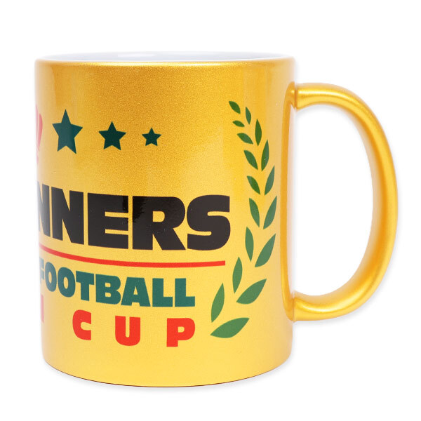 金色マグカップ