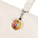 バッグやポーチに付けられるチェーン付き缶バッジ