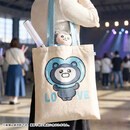 ライブやイベント会場への持ち運びに！推し活アイテムが全部入るお出かけトート