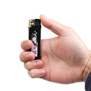 レバーを押し下げて簡単に着火できるプッシュ式ライター