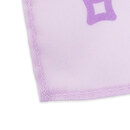 縫い付ける糸は白色の糸を使用します