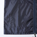 小物の持ち運びに役立つポケット付き