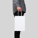 A4のチラシやカタログがぴったり入るサイズです