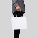 A4サイズのファイルやカタログなどが横向きで入れられるサイズです