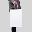 A3サイズのファイル・カタログや衣類なども入れられる大きめサイズです