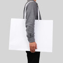 分厚いアウターなどかさばる商品も入る特大サイズです