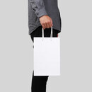 A4のチラシやカタログがぴったり入るサイズです