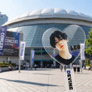 指を写さずスマートに撮影出来ます