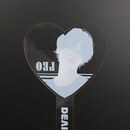 デザインがある箇所に必ず白いインクを背景として使用します