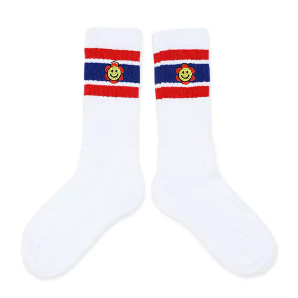 United Athle レディース クルーソックスのワンポイント刺しゅう仕上がり画像