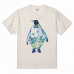 ペンギンのイラストをプリントした販売用のオリジナルTシャツ