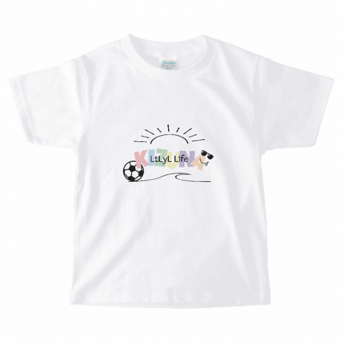 パステルカラーのロゴとイラストが可愛い子供教室のオリジナルTシャツ