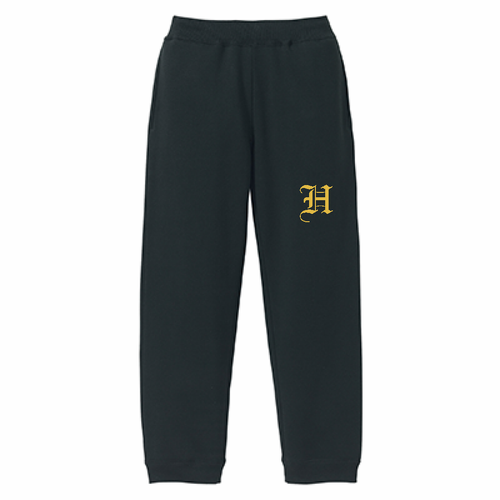 ゴールドのワンポイントが格好良い！イニシャル入りパンツ